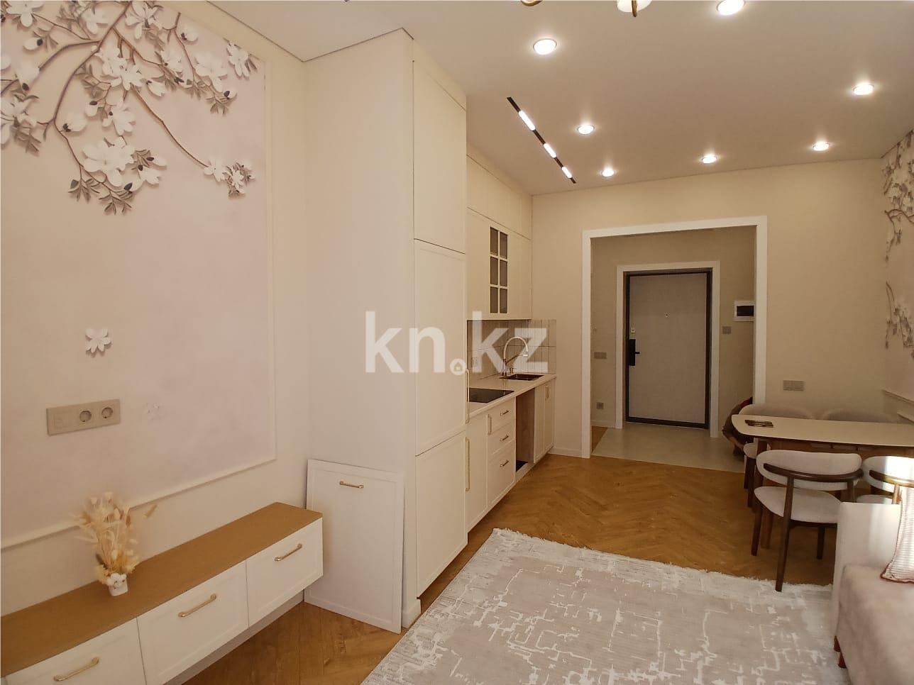 Продажа 2-комнатной квартиры, 44 м² - Продажа двухкомнатных квартир в кирпичном доме в Астане - страница 3 фото 4 из 19