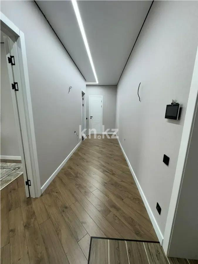 Продажа 2-комнатной квартиры, 68 м², 067 учетный квартал, дом  456/2 в Караганде - фото 5