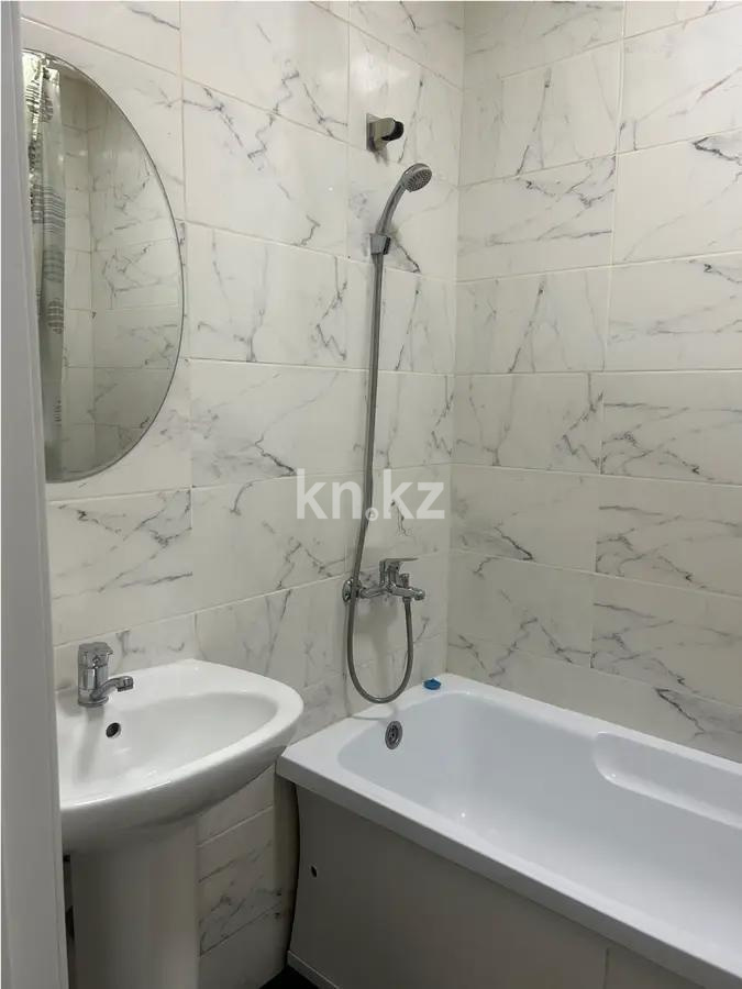 Продажа 1-комнатной квартиры, 38 м², ул. Байтурсынова, дом  40а в Астане - фото 3