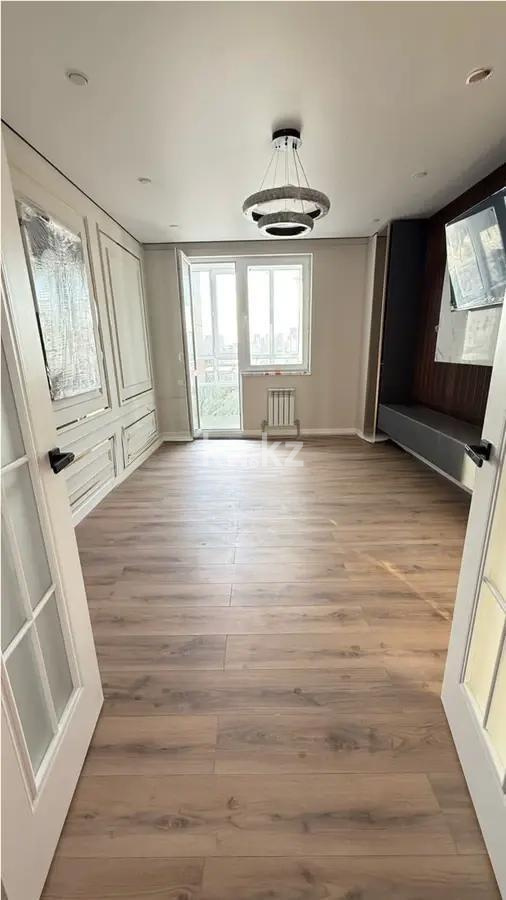 Продажа 2-комнатной квартиры, 63 м², ул. Жургенова, дом  19 - Продажа  двухкомнатных квартир в Астане фото 1 из 3