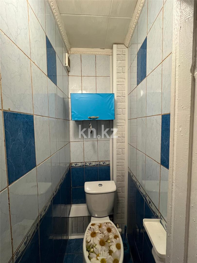 Продажа 3-комнатной квартиры, 60 м², мкр-н 19 в Караганде - фото 10