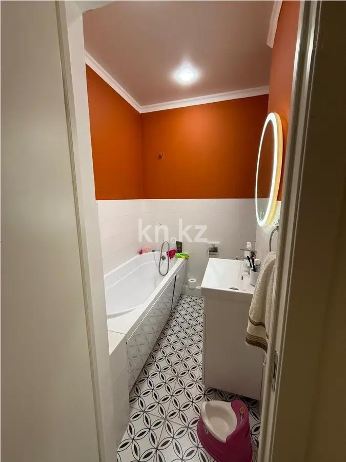 Продажа 3-комнатной квартиры, 80 м², мкр-н Жетысу-2, дом  53 в Алматы - фото 3