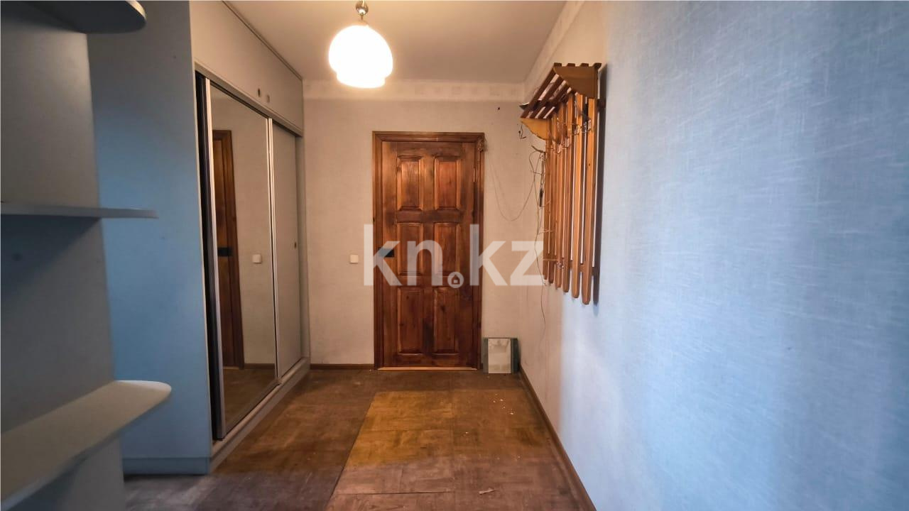 Продажа 2-комнатной квартиры, 53 м², ул. 6-й мик-н в Темиртау - фото 11