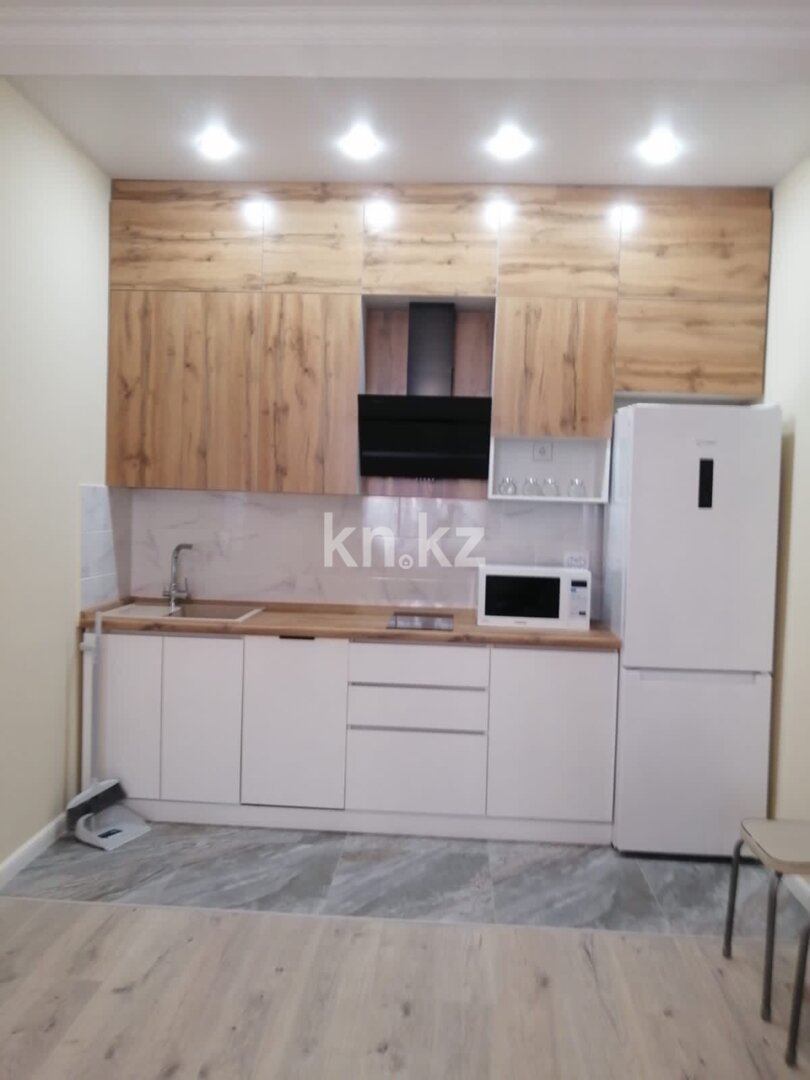 Аренда 2-комнатной квартиры, 47 м² в Астане