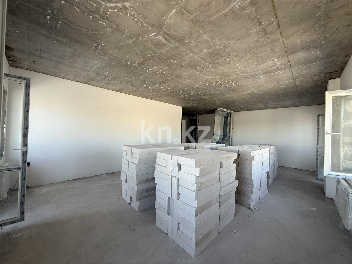 Продажа 2-комнатной квартиры, 67 м² - Продажа квартир в Караганде - страница 4 фото 2 из 7