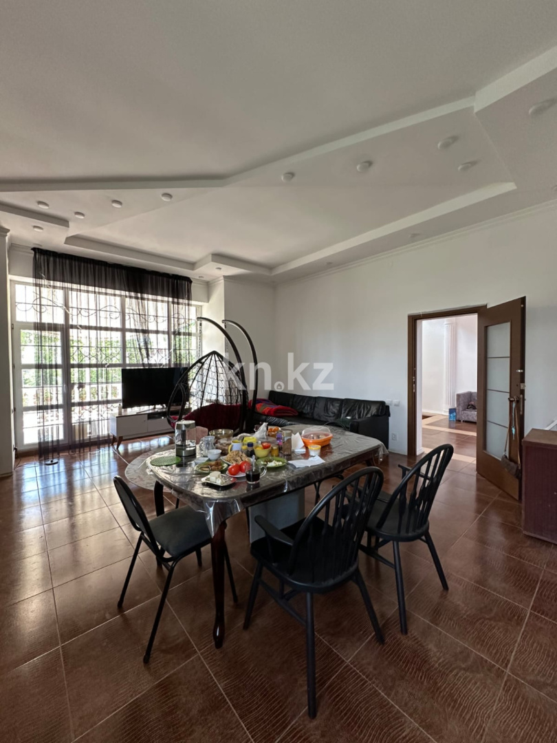 Продажа 7-комнатного дома, 389 м² - Продажа домов, коттеджей в Казахстане фото 2 из 32