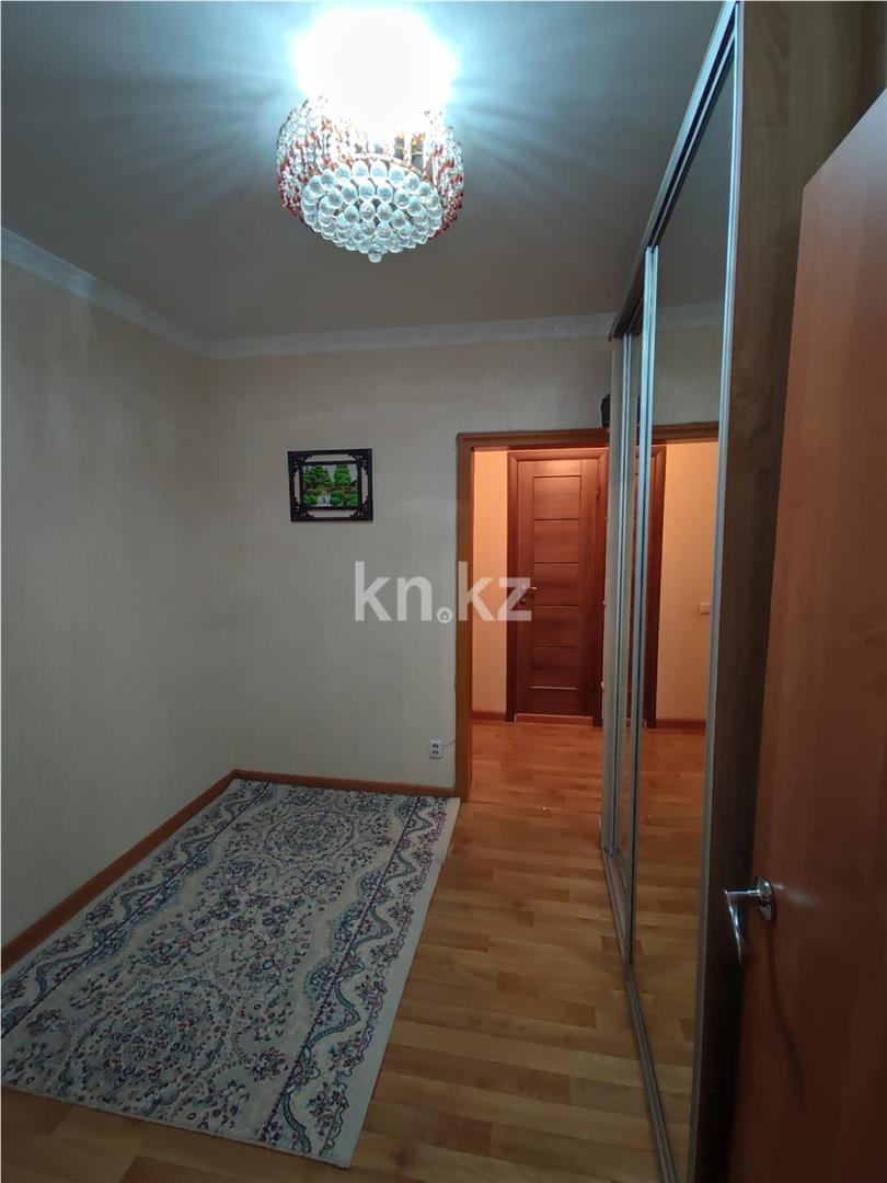 Продажа 3-комнатной квартиры, 64 м², ул. Сатыбалдина - Продажа квартир в Караганде фото 10 из 12