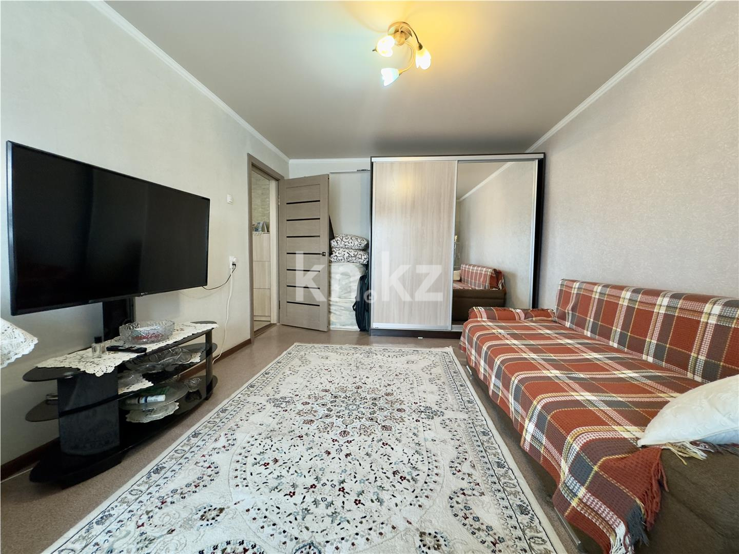 Продажа 2-комнатной квартиры, 49 м², мкр-н Восток-3, дом  16 - Продажа квартир в Караганде фото 4 из 19