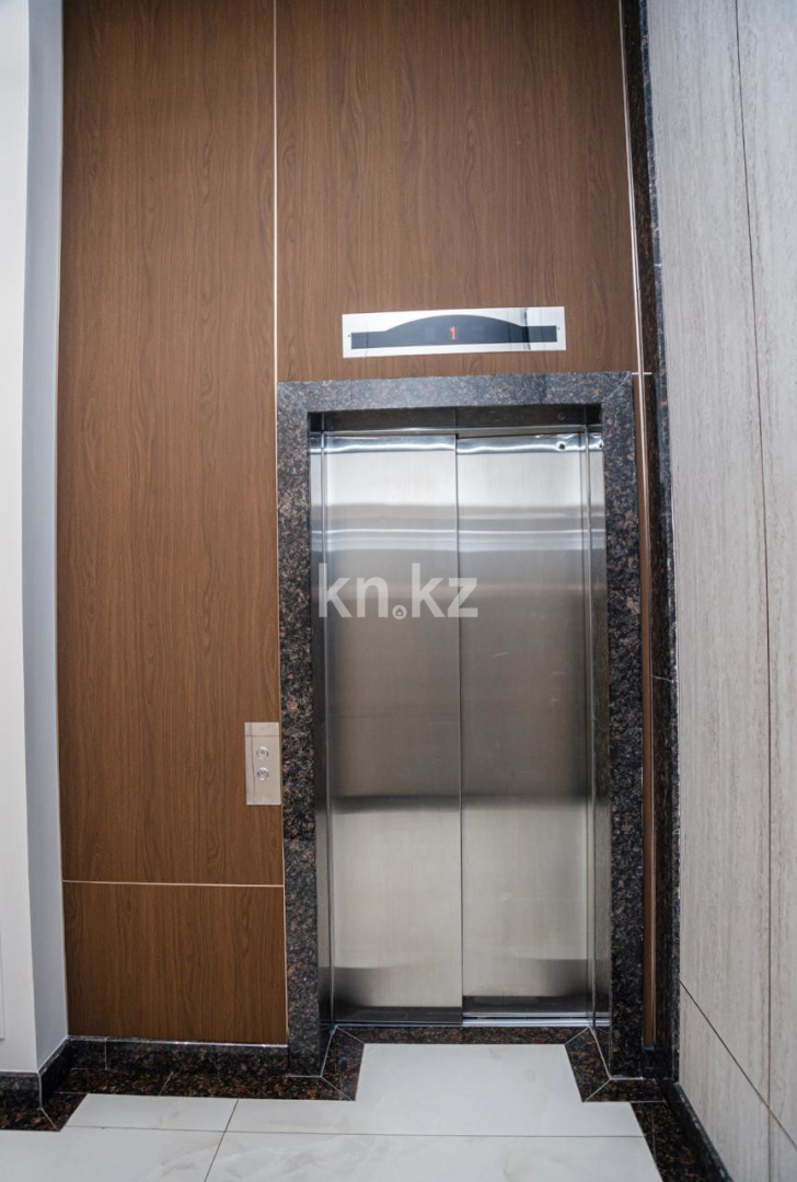 Продажа 3-комнатной квартиры, 132 м², ул. Сыганак в Астане - фото 35