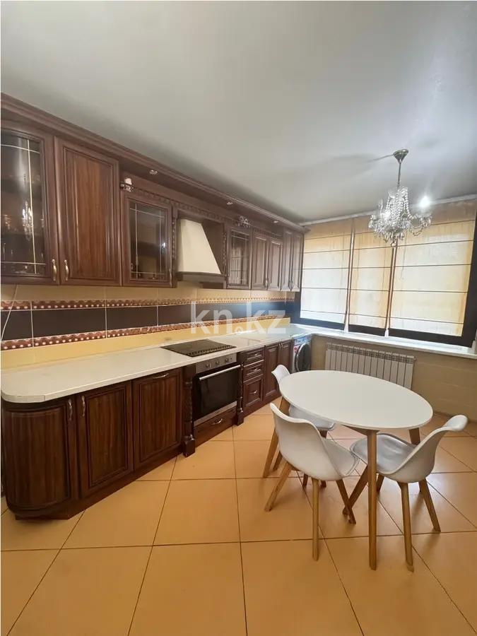 Продажа 4-комнатной квартиры, 115 м², пр. Шахтеров, дом  60 - Продажа  четырехкомнатных квартир в Караганде без посредников фото 1 из 2