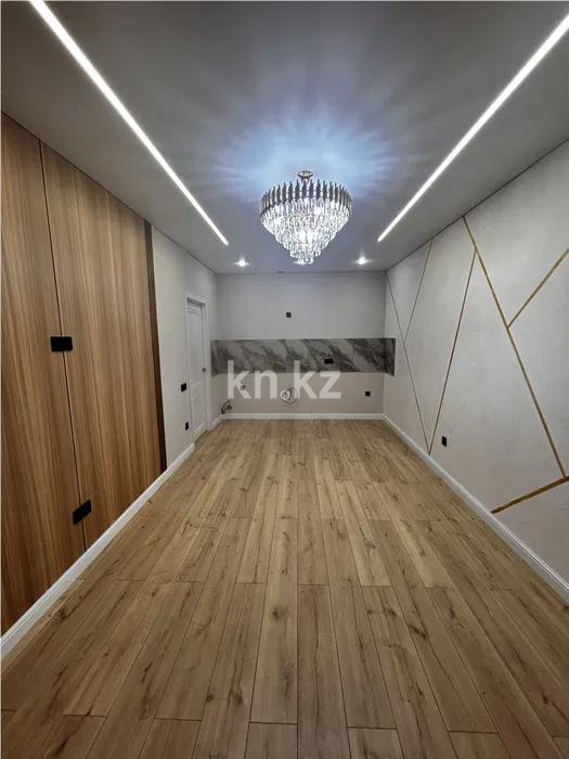 Продажа 2-комнатной квартиры, 42 м², ул. Тынышбайулы, дом  6 стр в Астане - фото 2