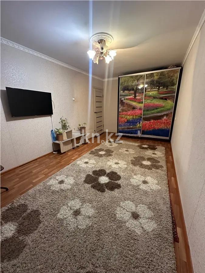 Продажа 3-комнатной квартиры, 65 м², ул. 6-й мик-н, дом  16 - Продажа квартир в Казахстане фото 1 из 6
