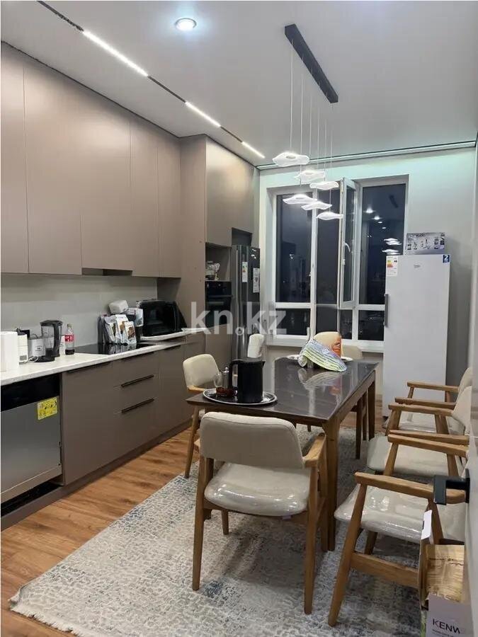 Продажа 3-комнатной квартиры, 97 м² в Алматы - фото 2