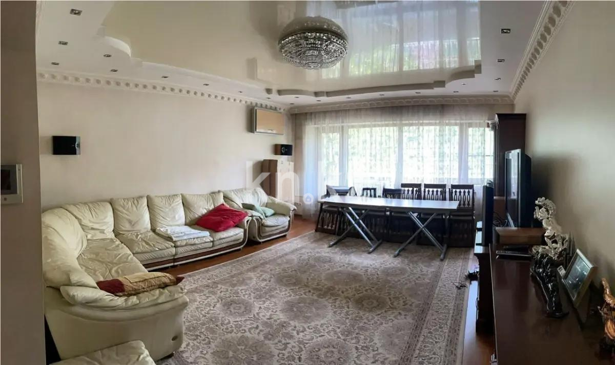 Продажа 5-комнатной квартиры, 130 м², ул. Курмангазы, дом  32 - Продажа квартир в Алматы фото 1 из 12