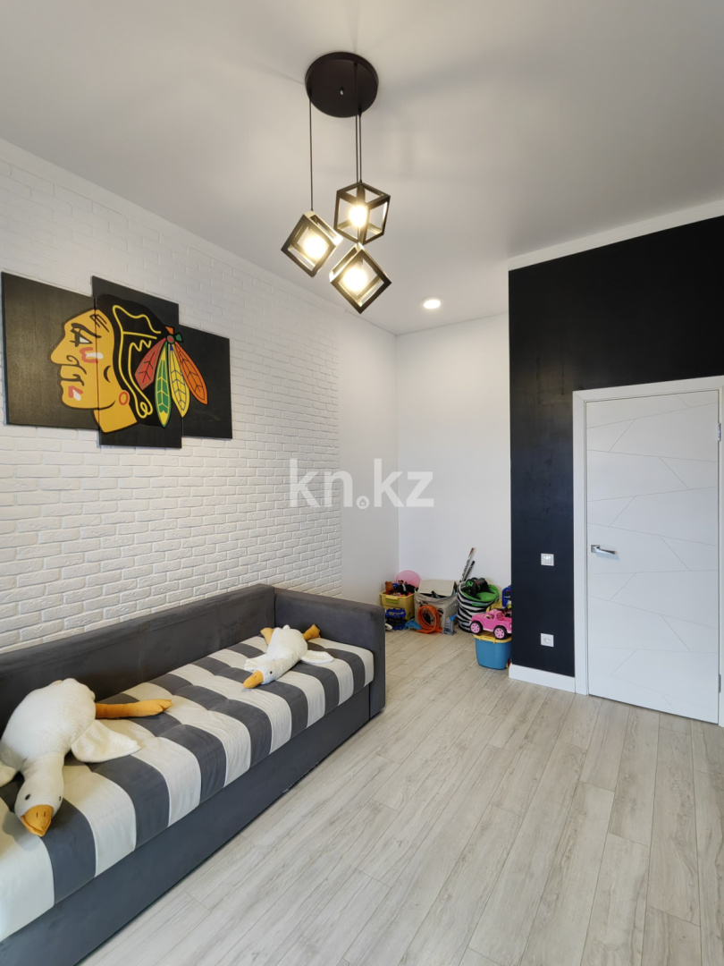 Продажа 4-комнатной квартиры, 138 м², ул. Таттимбета, дом  3/14 - Продажа  четырехкомнатных квартир в Караганде фото 29 из 40