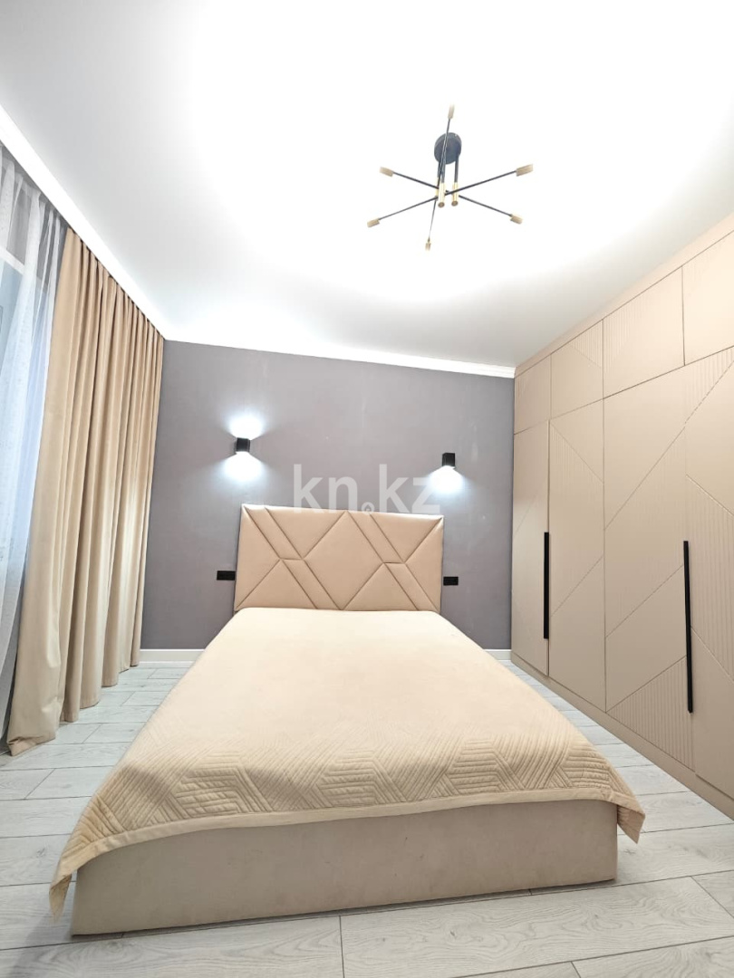 Продажа 3-комнатной квартиры, 82 м², ул. Муканова, дом  43/21 - Продажа квартир в Караганде фото 7 из 17