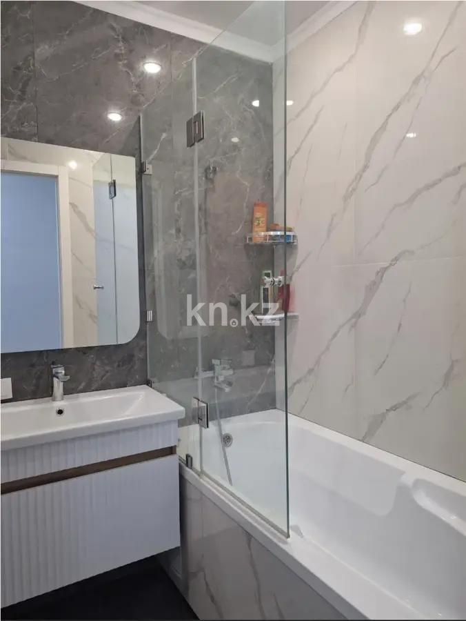 Продажа 3-комнатной квартиры, 75 м², ул. Нажимеденова, дом  64 в Астане - фото 6