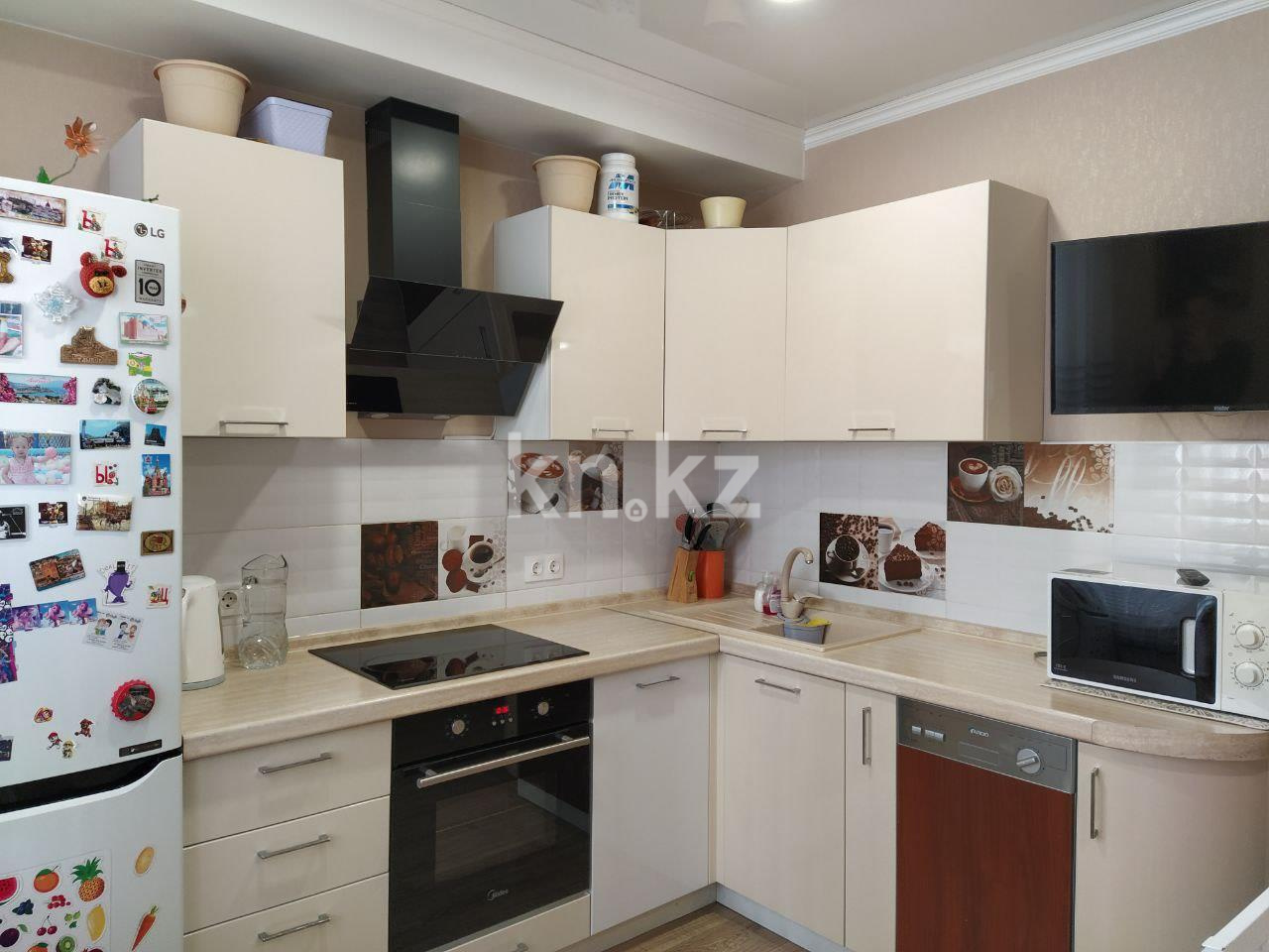 Продажа 2-комнатной квартиры, 67 м², пр. Республики - Продажа  двухкомнатных квартир в Караганде фото 7 из 14