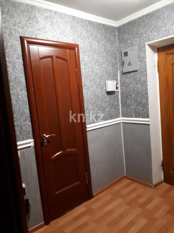 Аренда 1-комнатной квартиры посуточно, 40 м², ул. 101 Стрелковой Бригады, дом  7 - Продажа и аренда недвижимости в Актобе фото 7 из 10