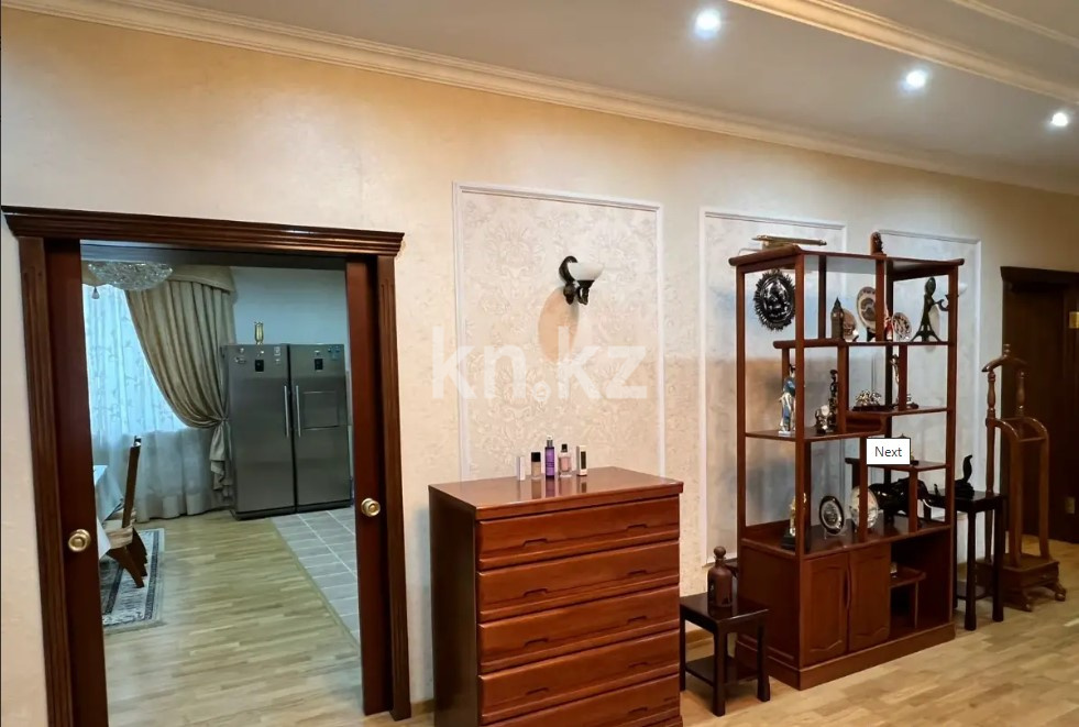 Продажа 5-комнатного дома, 433 м², ул. Ермекова - Продажа домов и коттеджей в Караганде без посредников фото 3 из 38