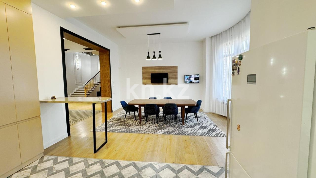 Продажа 7-комнатного дома, 900 м² в Алматы - фото 8