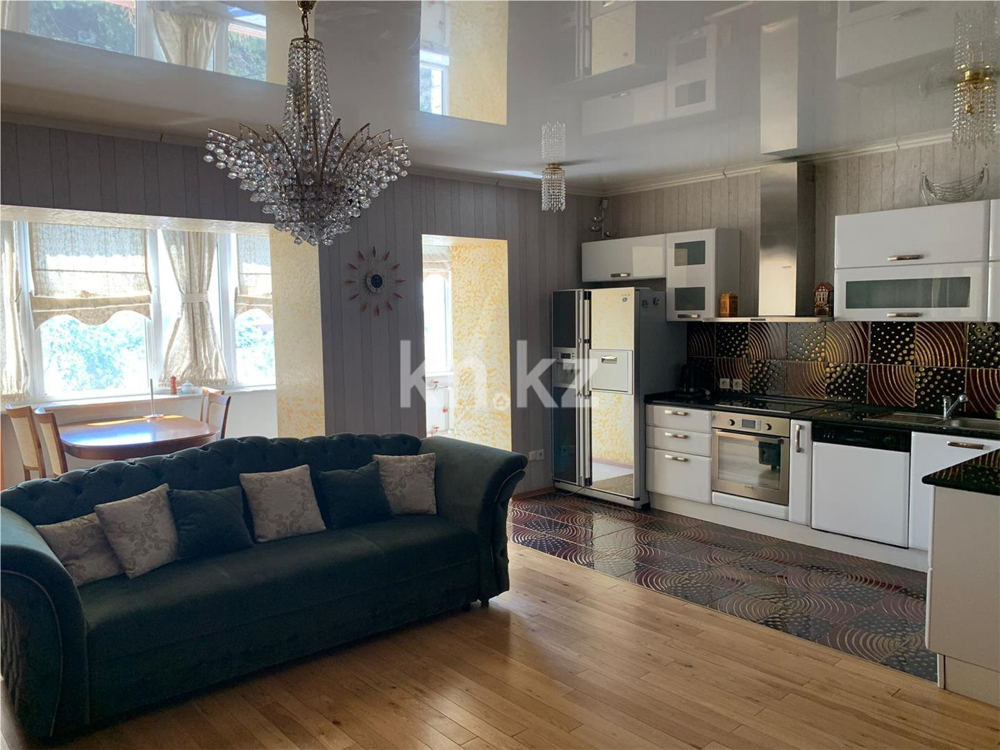 Продажа 4-комнатной квартиры, 83 м², ул. Комиссарова, дом  15 - Продажа квартир в Караганде фото 1 из 13