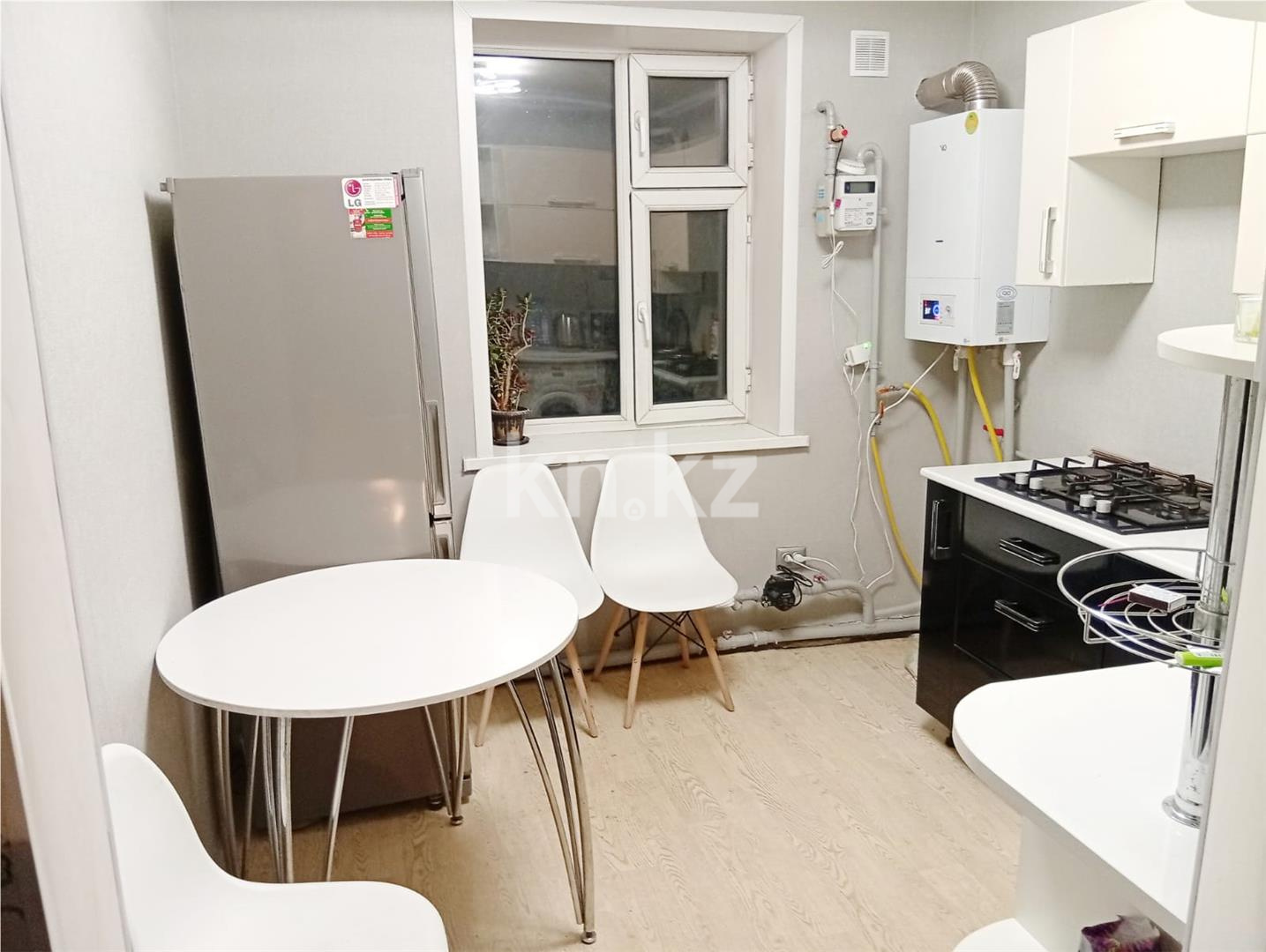 Продажа 3-комнатной квартиры, 50 м² - Продажа квартир в кирпичном доме в Казахстане фото 11 из 14