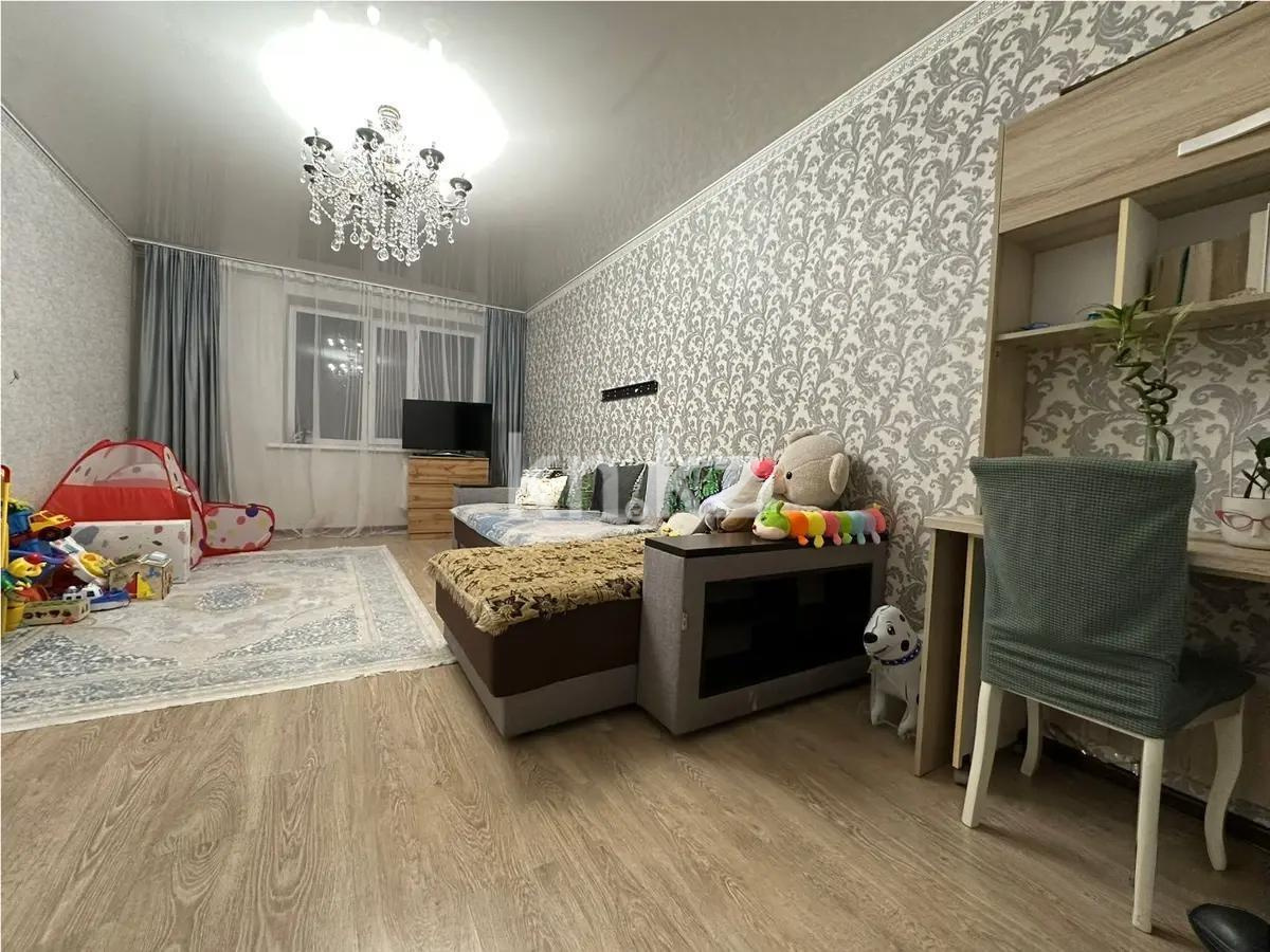 Продажа 2-комнатной квартиры, 75 м², пр. Момышулы, дом  4 в Астане