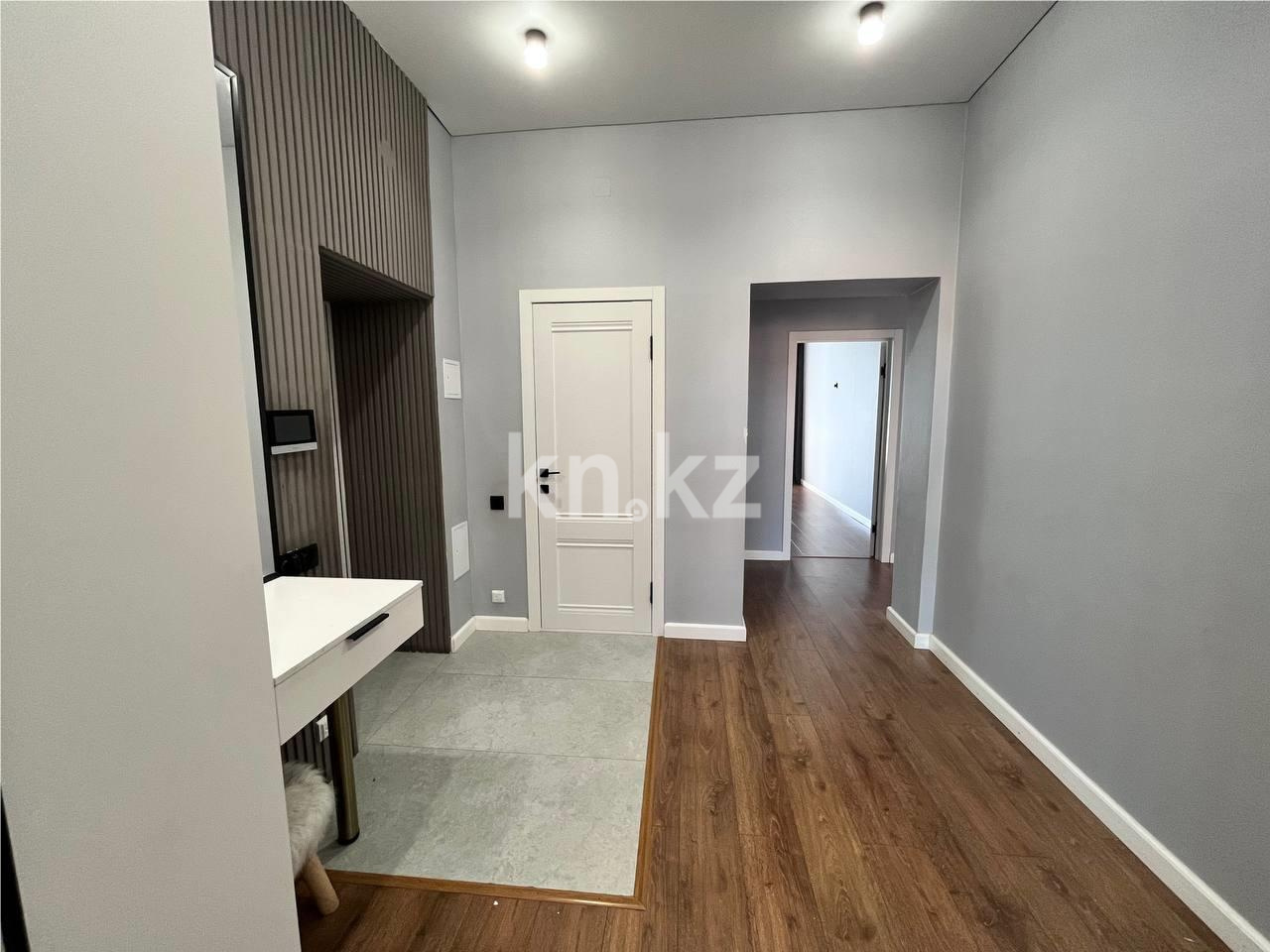 Продажа 4-комнатной квартиры, 94 м², ул. Муканова - Продажа  четырехкомнатных квартир в Караганде фото 28 из 37