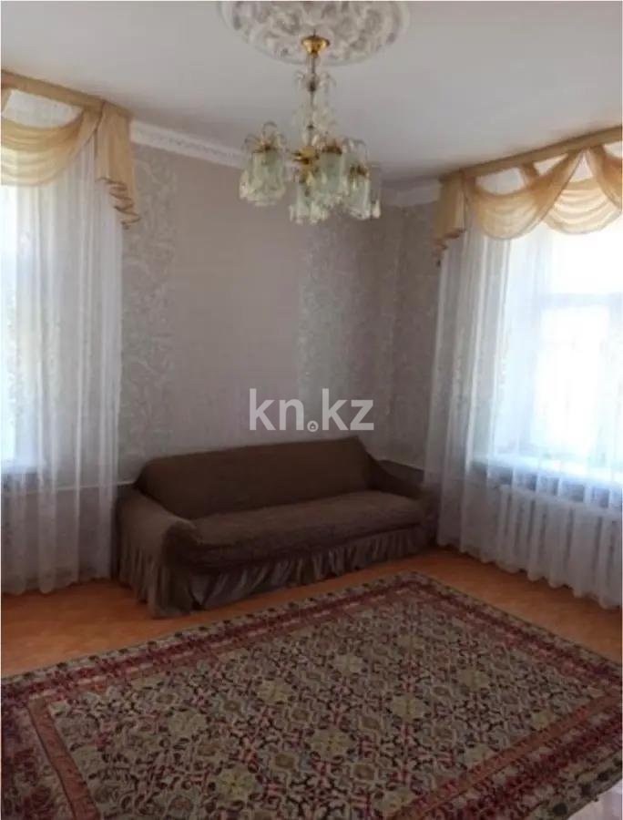 Продажа 3-комнатной квартиры, 65 м², ул. Ауэзова, дом  31 - Продажа  трехкомнатных квартир в Абае фото 1 из 5