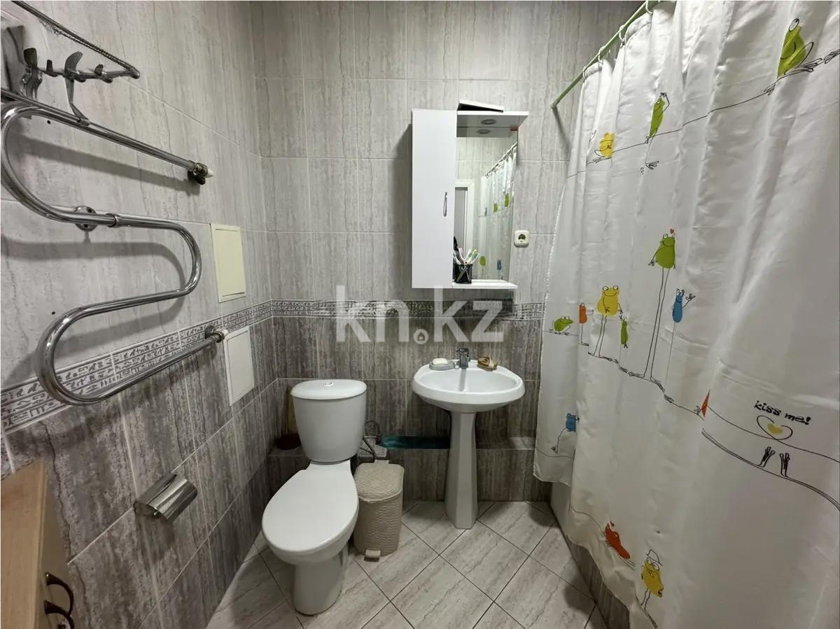 Продажа 3-комнатной квартиры, 124 м², ул. Достык, дом  5 в Астане - фото 6