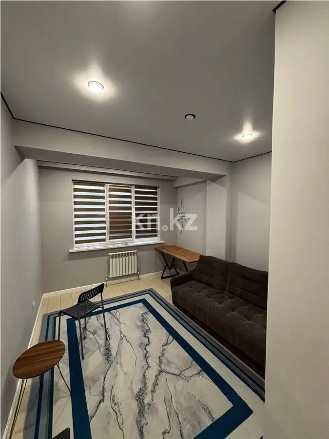 Продажа 2-комнатной квартиры, 40 м², ул. Есенова, дом  160/3 - Продажа  двухкомнатных квартир в Алматы фото 1 из 5
