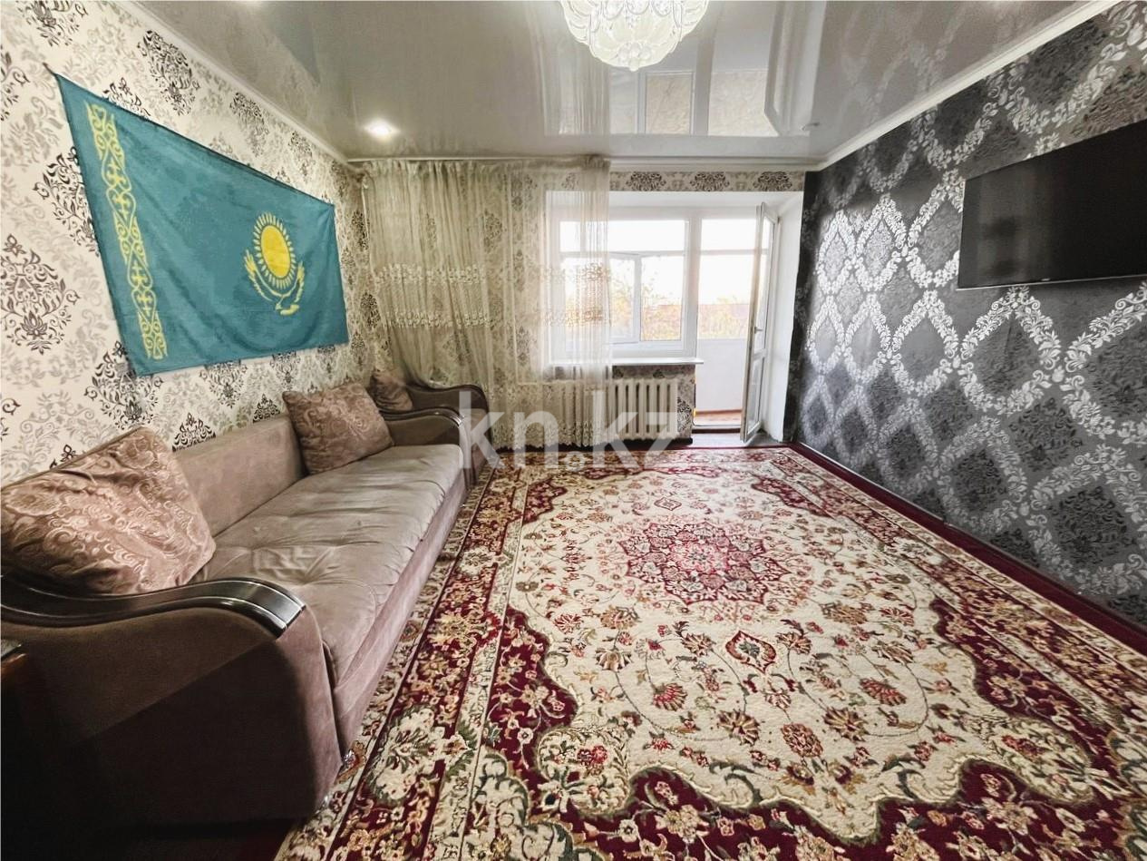 Продажа 4-комнатной квартиры, 75 м², пр. Республики, дом  18 - Продажа  четырехкомнатных квартир в Караганде фото 1 из 24