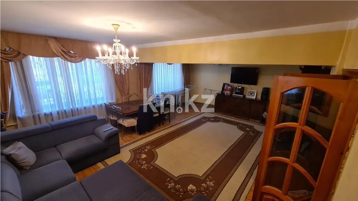 Продажа 6-комнатной квартиры, 136 м², мкр-н Жетысу-4, дом  19 - Продажа  пятикомнатных квартир в Алматы фото 1 из 13