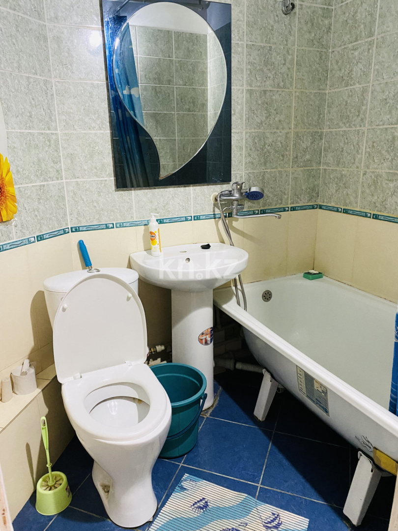 Аренда 1-комнатной квартиры посуточно, 30 м², Абая, дом  5 - Продажа квартир в Усть-Каменогорске фото 8 из 8