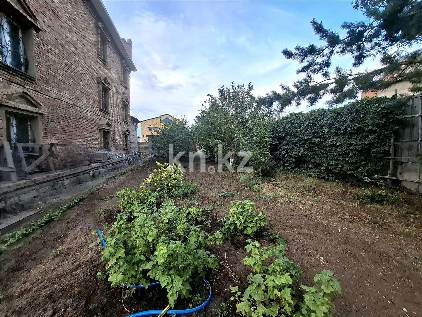Продажа 10-комнатного дома, 600 м² в Темиртау