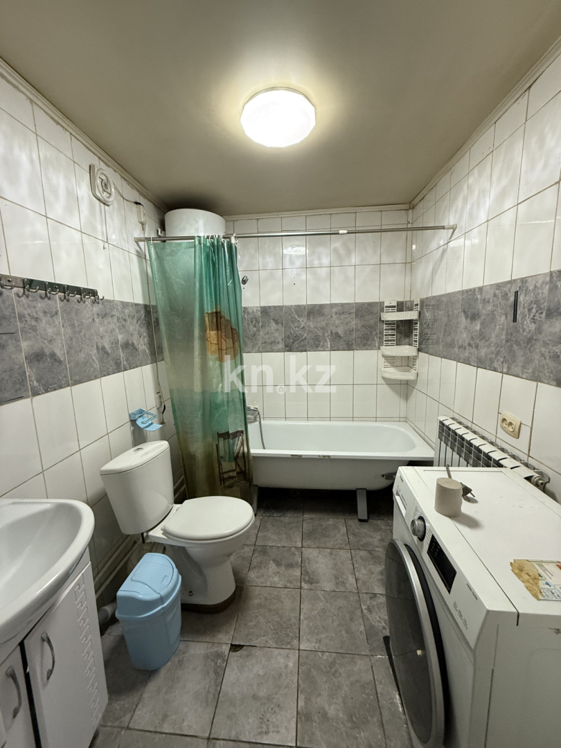 Продажа 3-комнатного дома, 70 м², пер. Кузнечный, дом  1/1 - Продажа домов и коттеджей в Караганде фото 2 из 4