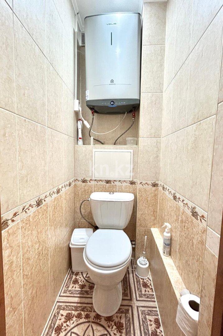 Продажа 3-комнатной квартиры, 65 м² в Караганде - фото 16