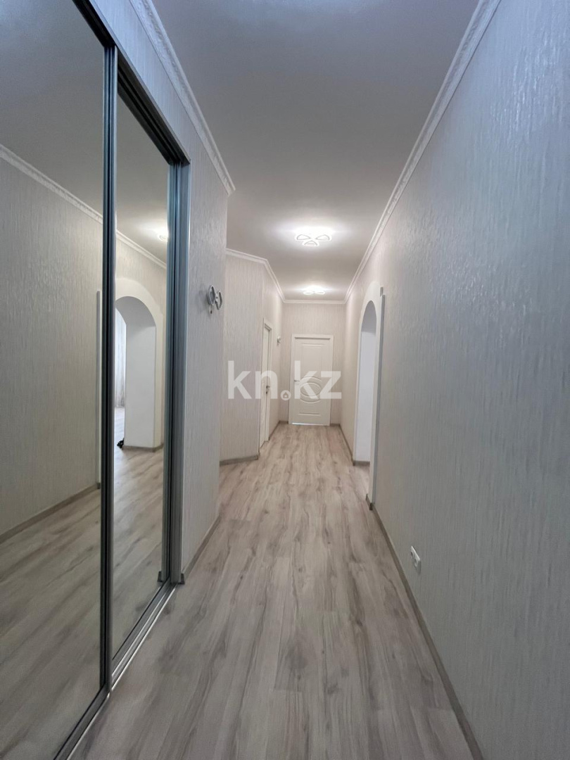 Продажа 2-комнатной квартиры, 88 м², пр. Н. Абдирова, дом  35А - Продажа  двухкомнатных квартир в Караганде фото 12 из 13