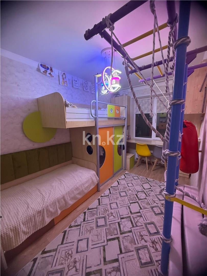 Продажа 3-комнатной квартиры, 69.9 м², ул. Куйши Дина в Астане - фото 14