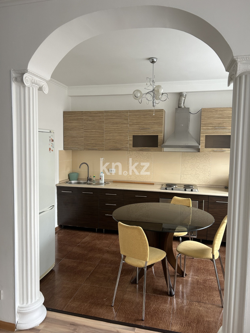 Аренда 2-комнатной квартиры, 65 м², Атырар, дом  10 - Валеханова - Аренда квартир помесячно в Казахстане фото 1 из 8