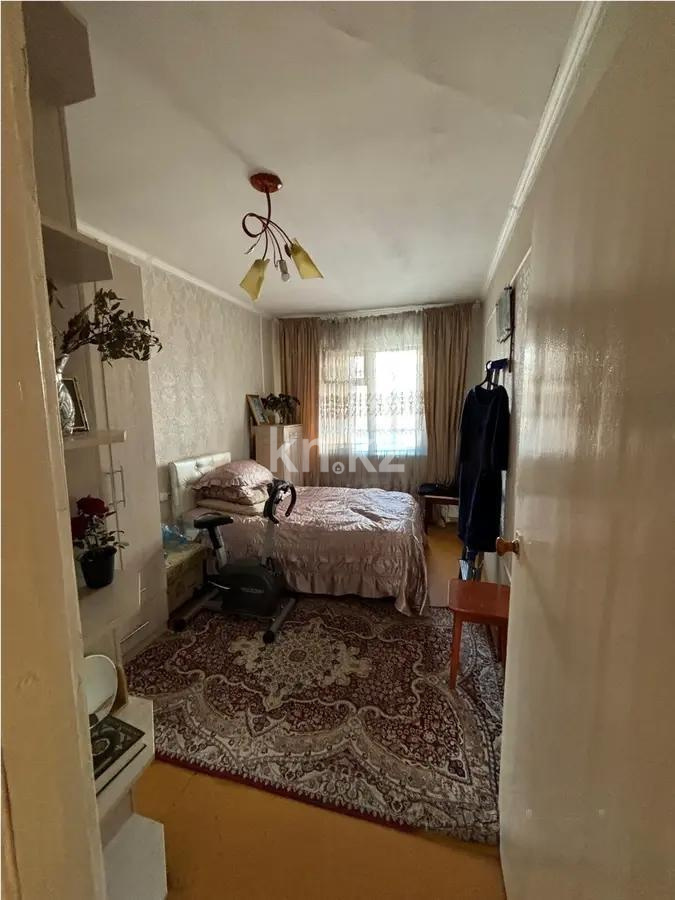 Продажа 3-комнатной квартиры, 63 м², мкр-н 11а, дом  6 в Караганде - фото 3