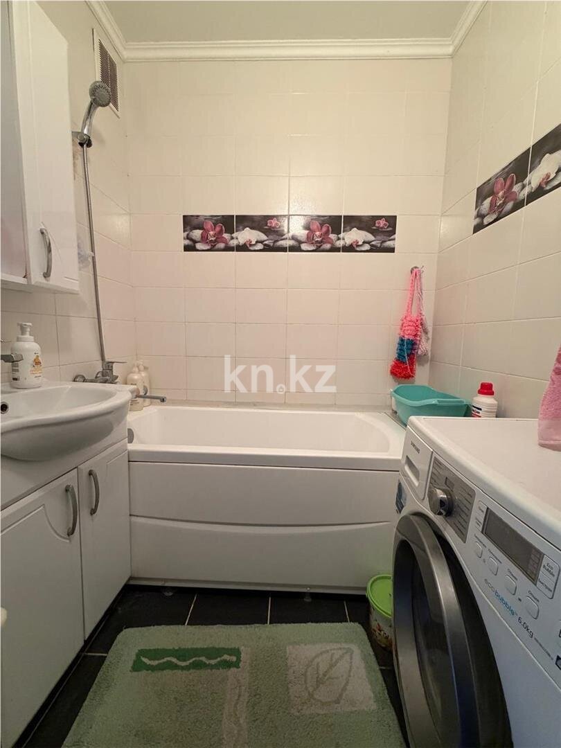 Продажа 4-комнатной квартиры, 82 м² в Караганде - фото 8