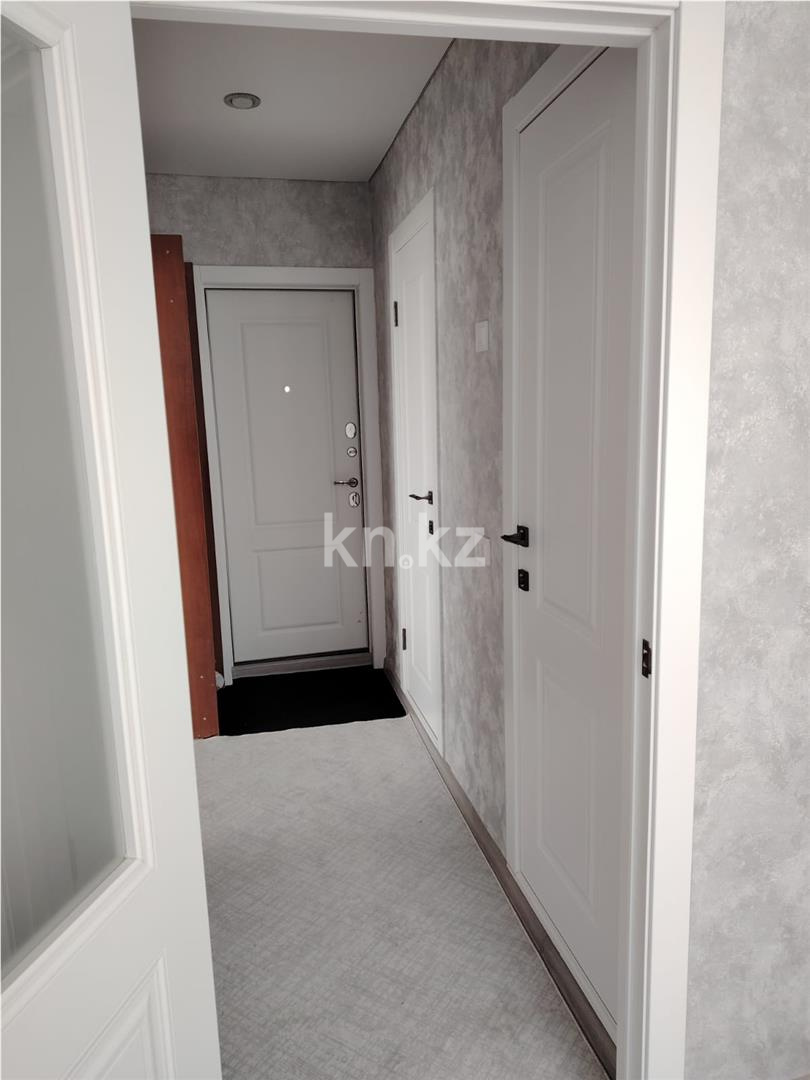 Продажа 1-комнатной квартиры, 38 м² - Продажа однокомнатных квартир в панельном доме в Караганде - страница 3 фото 8 из 10