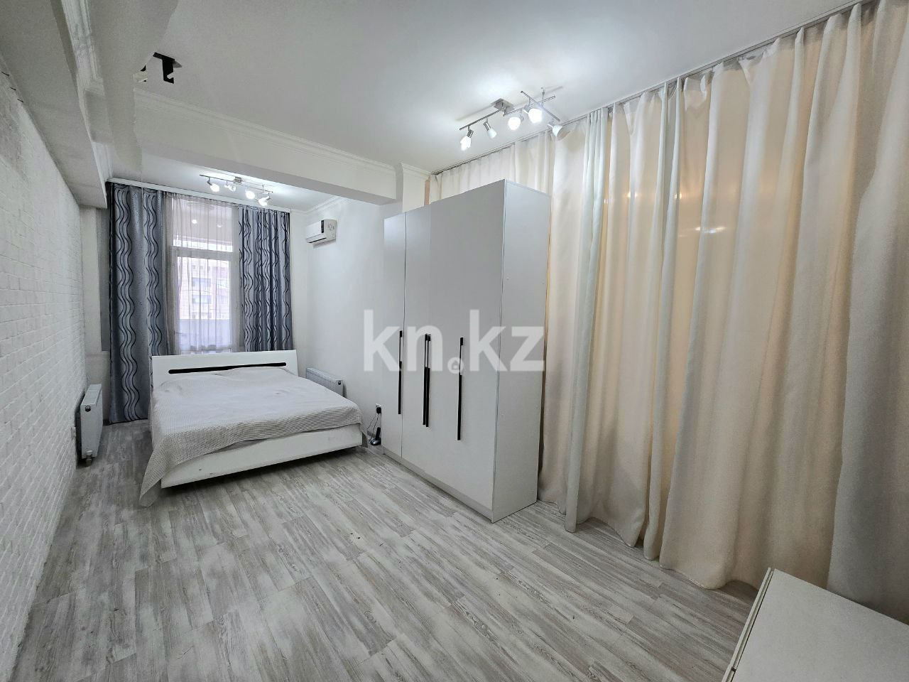 Продажа 2-комнатной квартиры, 93 м², ул. Брусиловского, дом  163 - ул. Шакарима в Алматы - фото 9