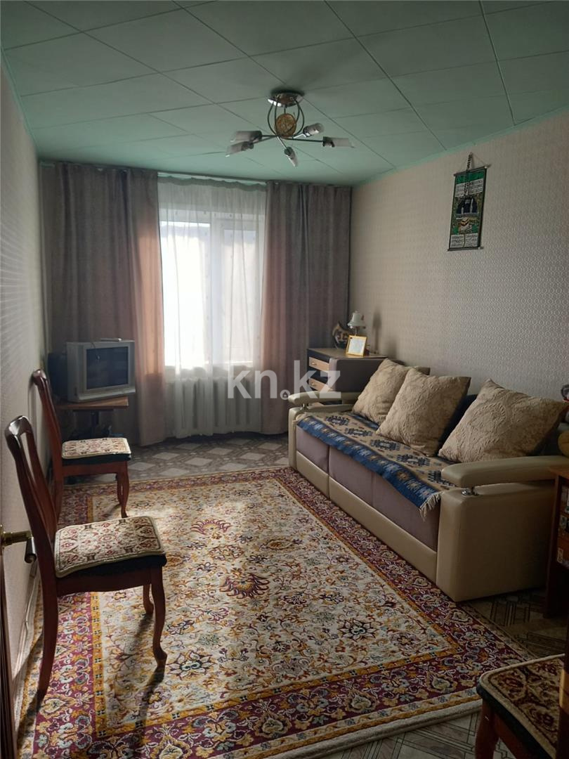 Продажа 2-комнатной квартиры, 47 м², мкр-н Мамраева (Восток-5) - Продажа квартир в Караганде фото 2 из 11