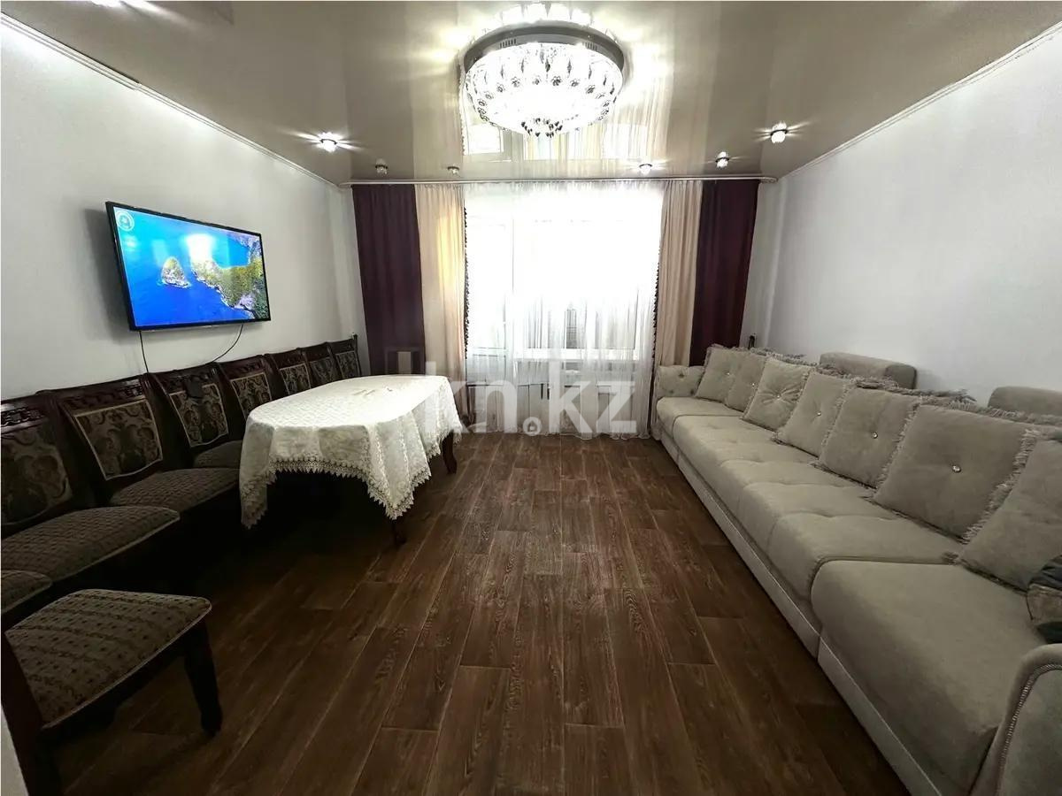 Продажа 4-комнатной квартиры, 86 м², мкр-н Голубые Пруды, дом  11 - Продажа  четырехкомнатных квартир в Караганде без посредников фото 1 из 4