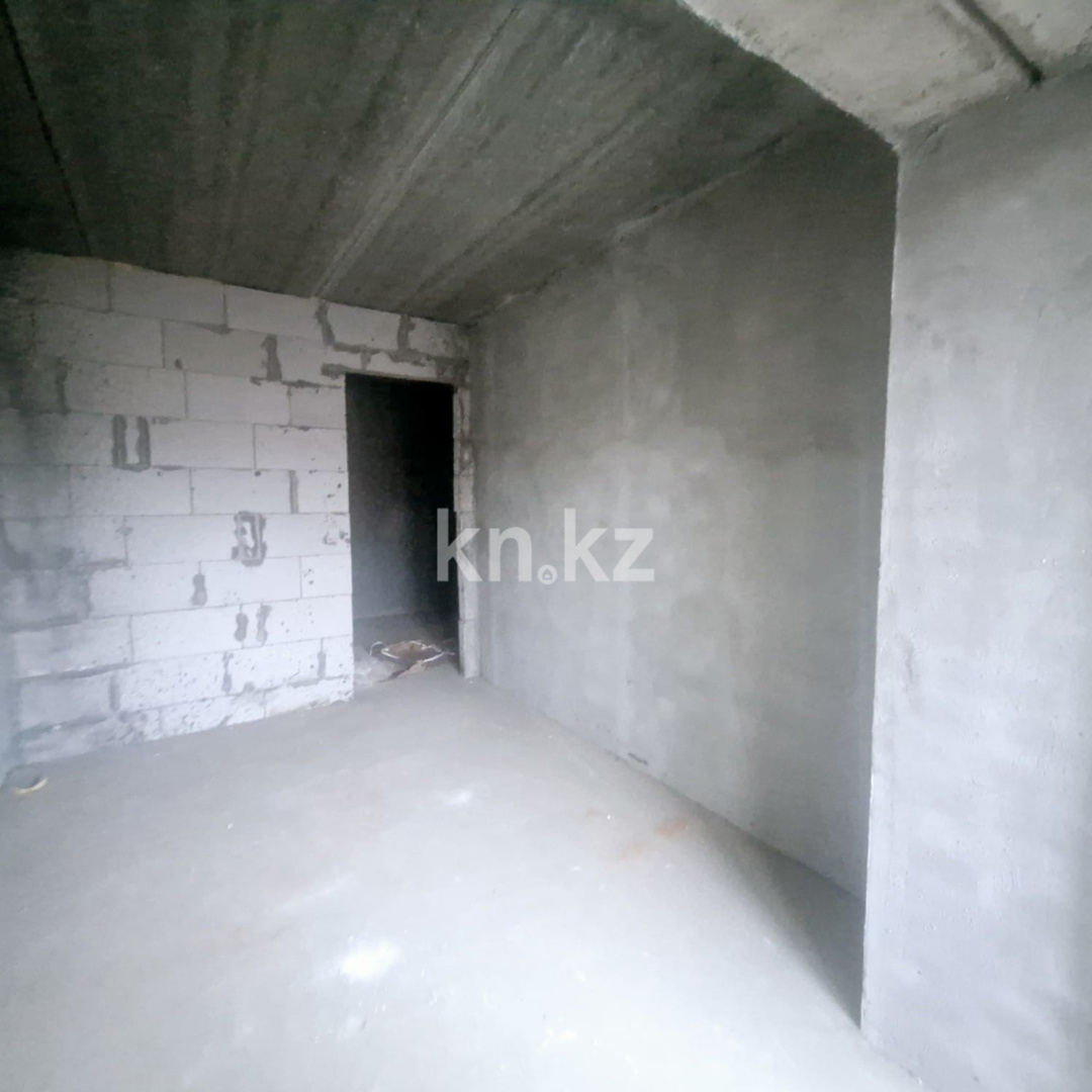 Продажа 4-комнатной квартиры, 218 м² - Недвижимость в Костанае фото 11 из 19