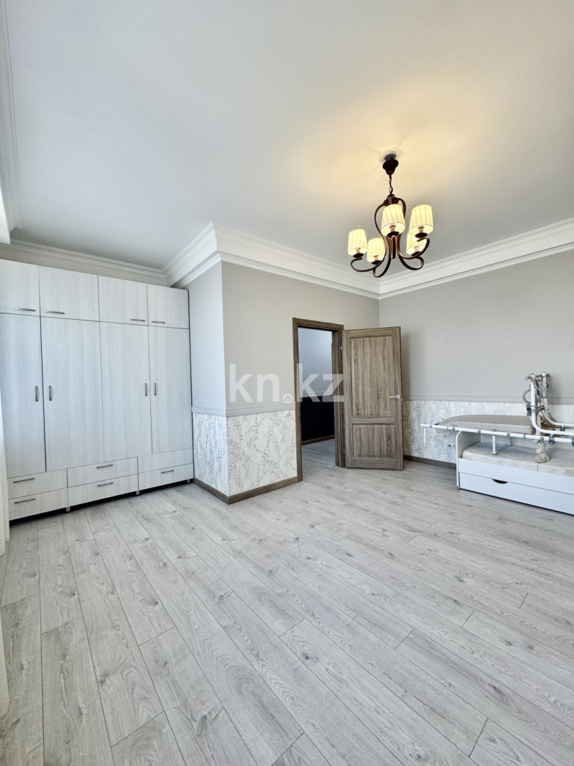 Аренда 3-комнатной квартиры, 130 м² в Алматы - фото 19