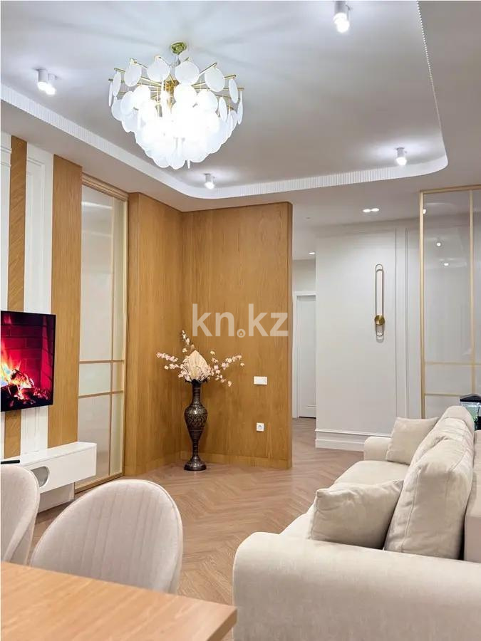 Продажа 3-комнатной квартиры, 100 м², ул. Мухамедханова, дом  4/3 - Продажа  трехкомнатных квартир в Астане без посредников фото 1 из 6